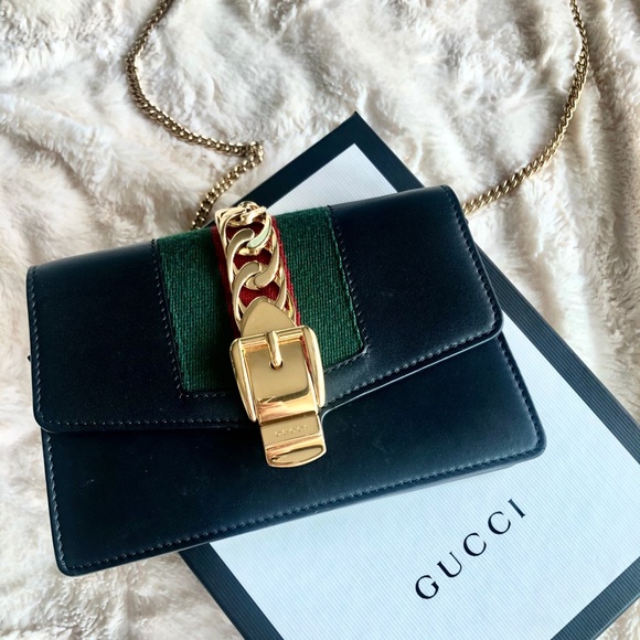 Gucci Sylvie mini chain bag - Picture 1 of 5